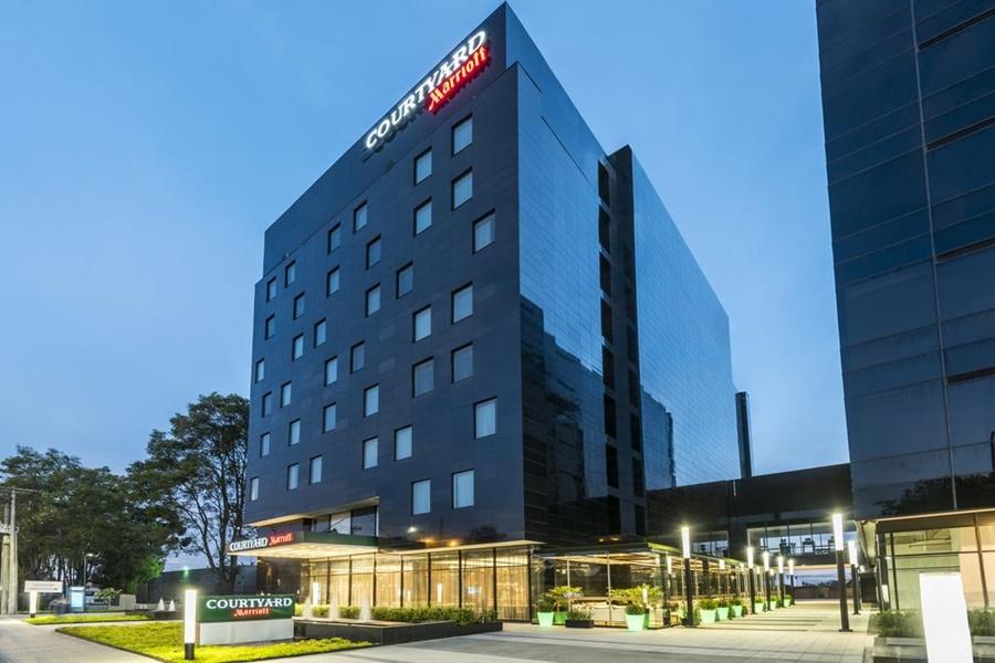 Courtyard By Marriott Bogota Airport Hotel Exterior photo