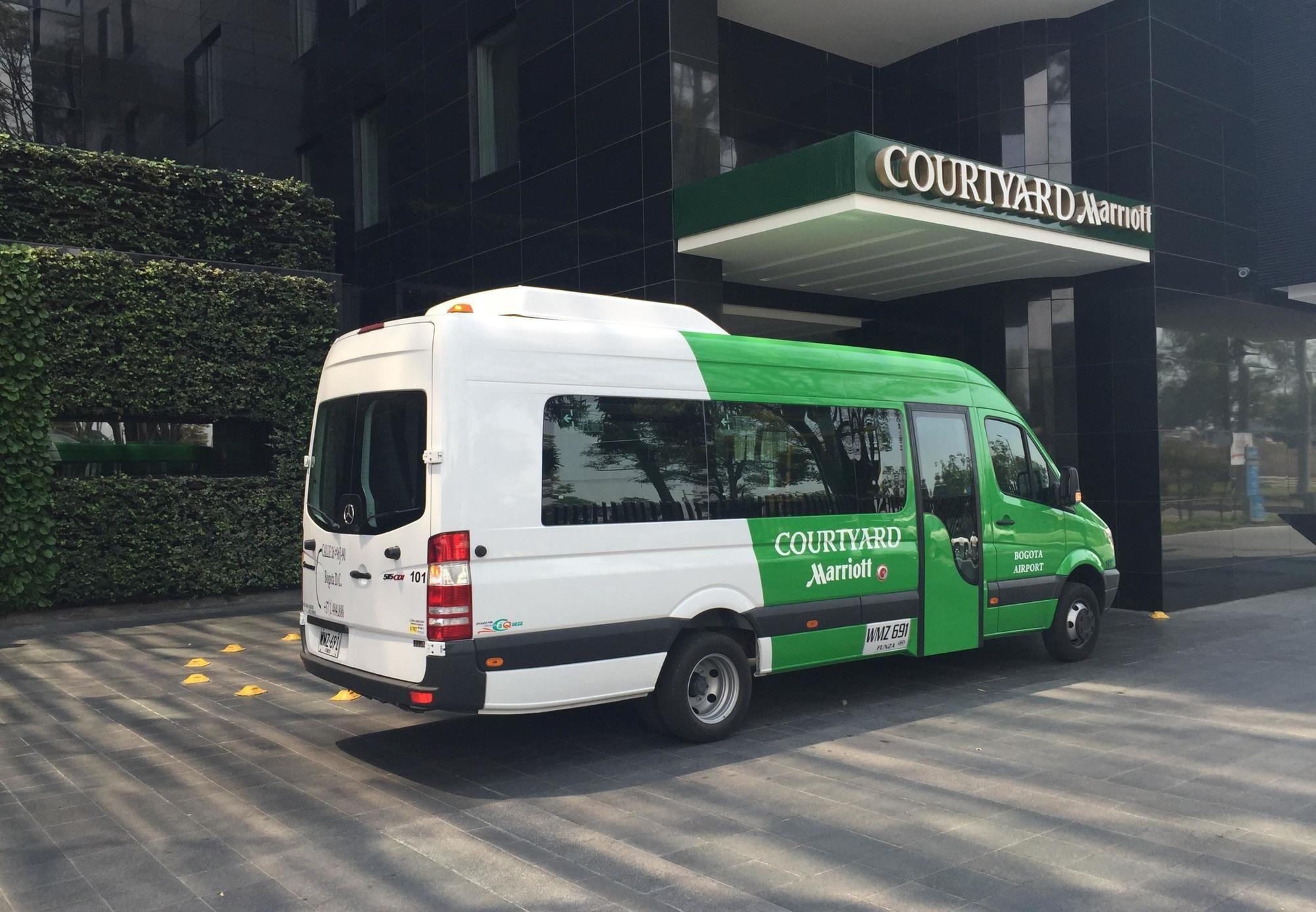 Courtyard By Marriott Bogota Airport Hotel Exterior photo
