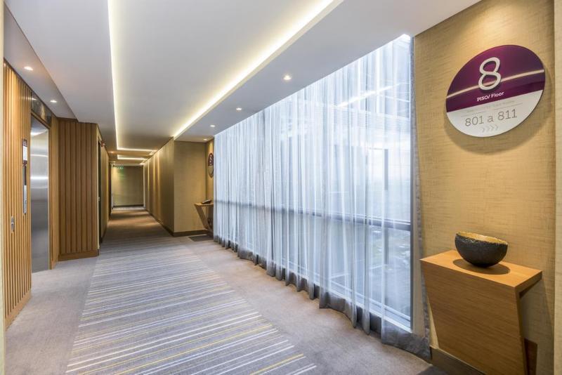 Courtyard By Marriott Bogota Airport Hotel Exterior photo