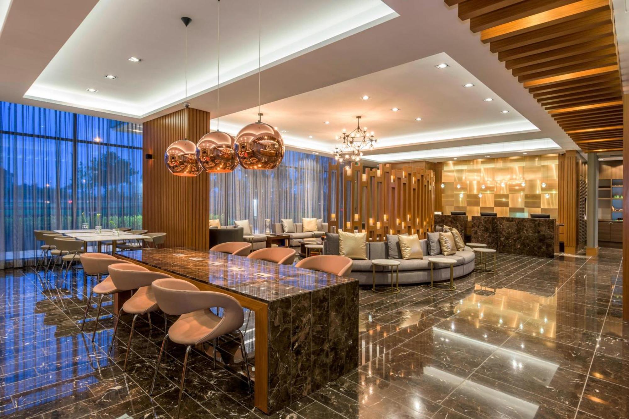 Courtyard By Marriott Bogota Airport Hotel Exterior photo